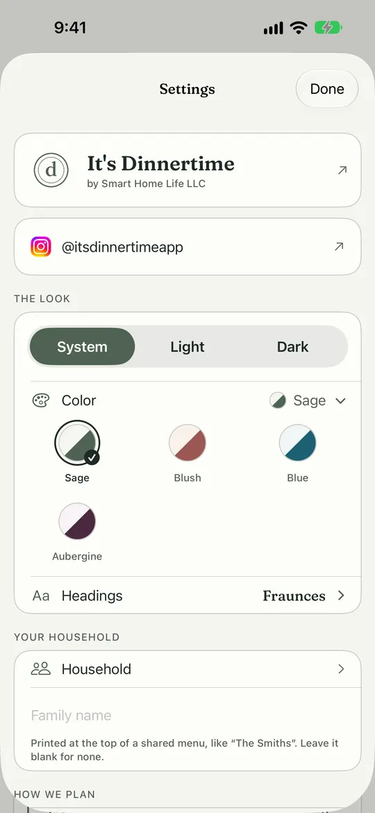 Settings: The Look. Marker 1 points at the four color swatches. Marker 2 points at the Headings choice.